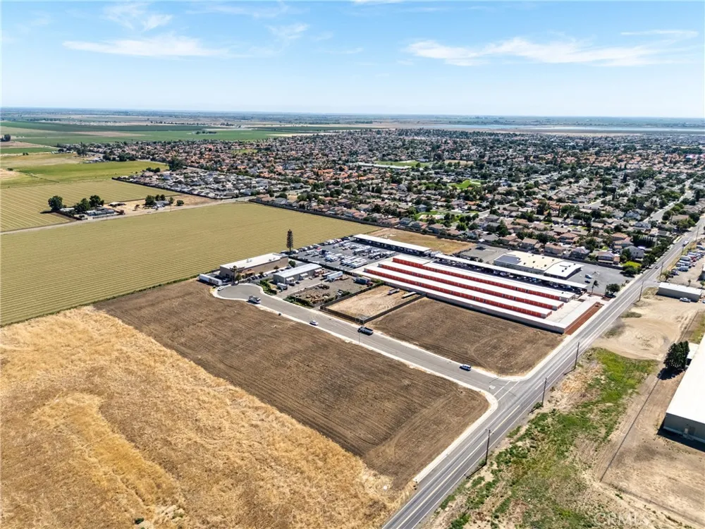 203 Commerce Los Banos, CA 93635