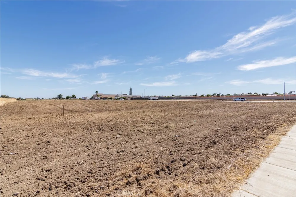 203 Commerce Los Banos, CA 93635