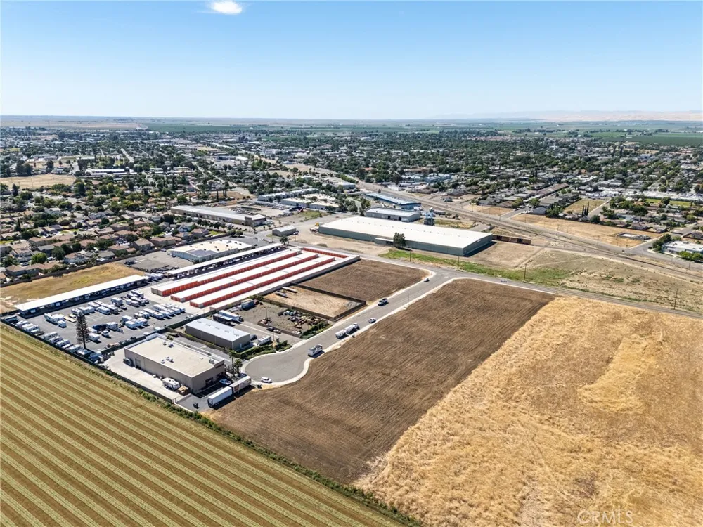 203 Commerce Los Banos, CA 93635