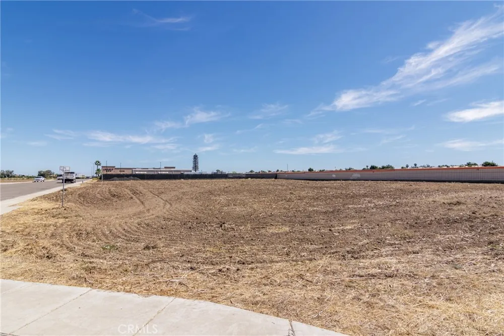 203 Commerce Los Banos, CA 93635