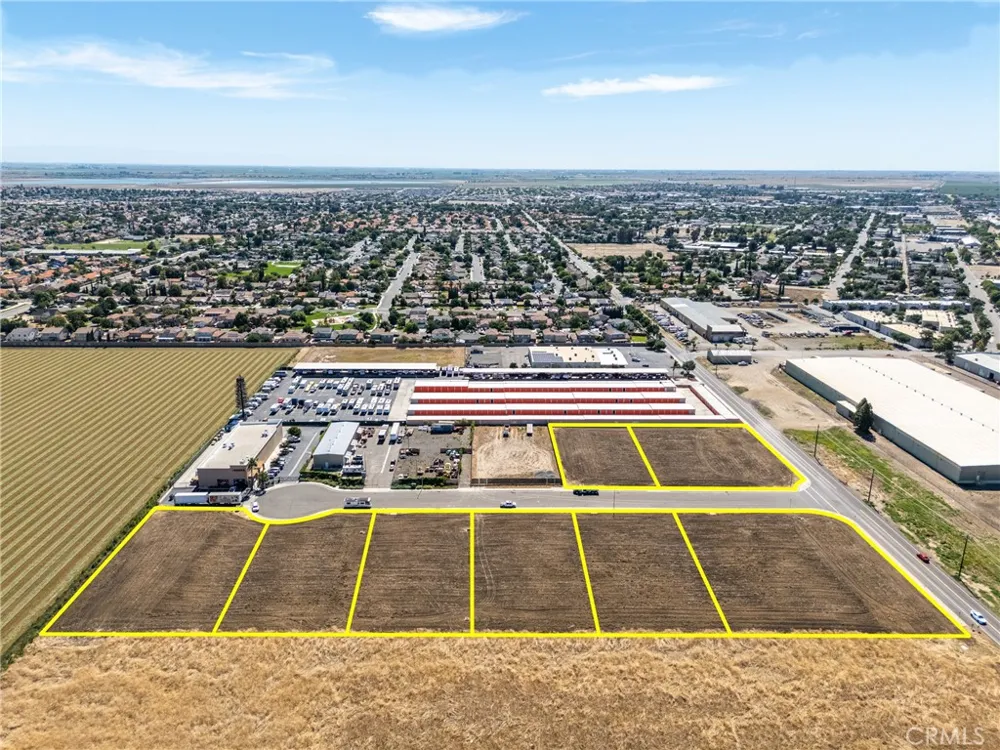 203 Commerce Los Banos, CA 93635