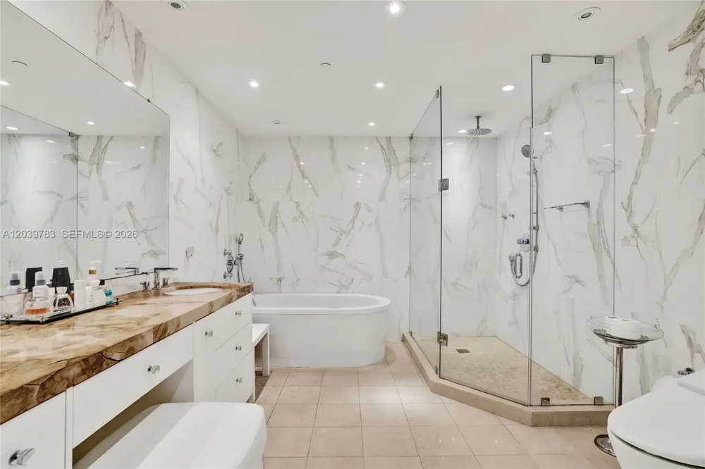 9601 Collins Ave #402 Bal Harbour, FL 33154