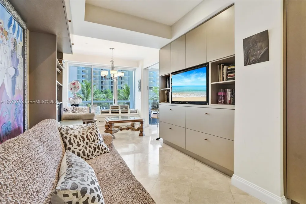 9601 Collins Ave #402 Bal Harbour, FL 33154