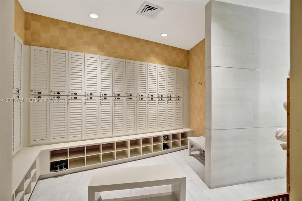 9601 Collins Ave #402 Bal Harbour, FL 33154