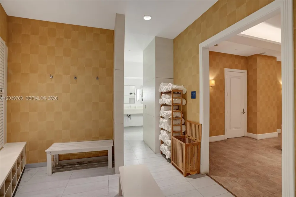 9601 Collins Ave #402 Bal Harbour, FL 33154