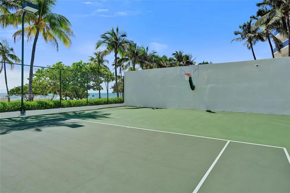 9601 Collins Ave #402 Bal Harbour, FL 33154