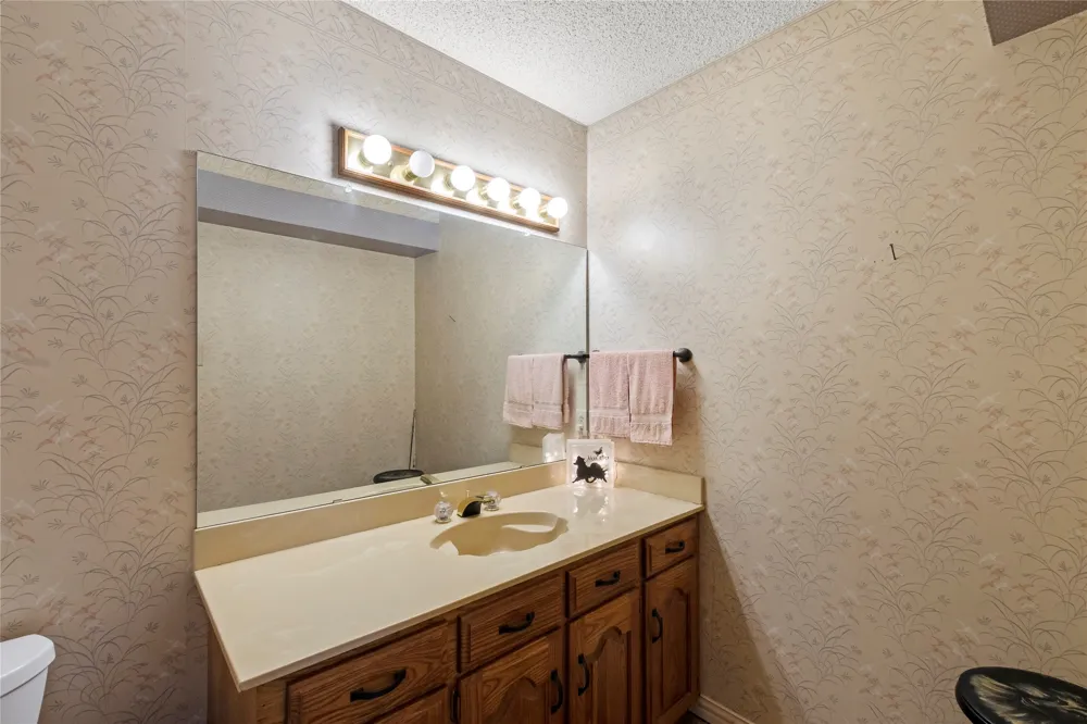 9926 COUNTY ROAD 155A Kaufman, TX 75142