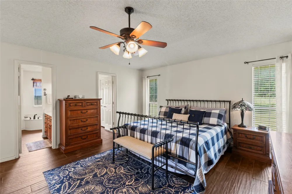 9926 COUNTY ROAD 155A Kaufman, TX 75142