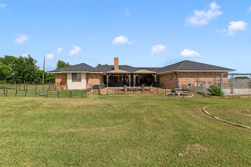 9926 COUNTY ROAD 155A Kaufman, TX 75142