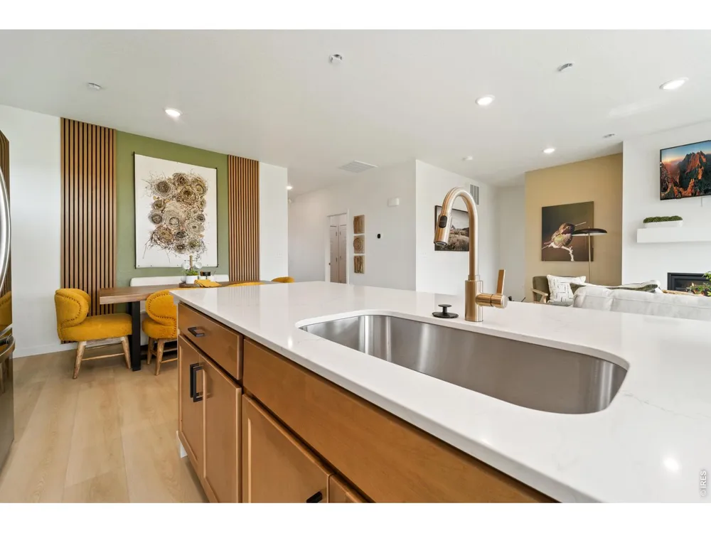 305 Plains Parkway Hudson, CO 80642