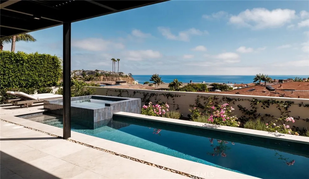 2595 Altamar Laguna Beach, CA 92651