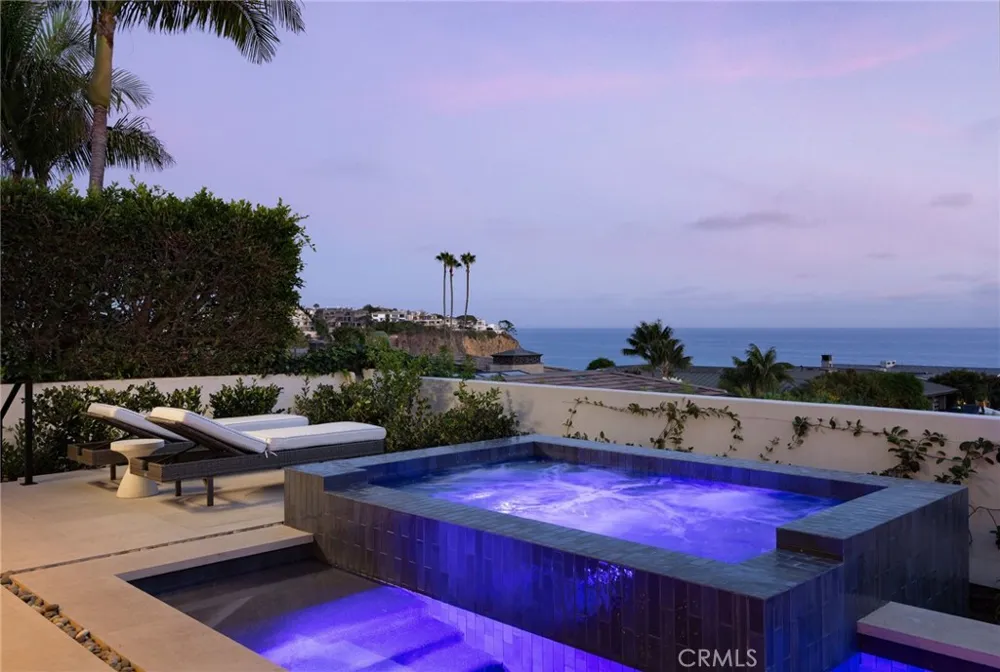 2595 Altamar Laguna Beach, CA 92651