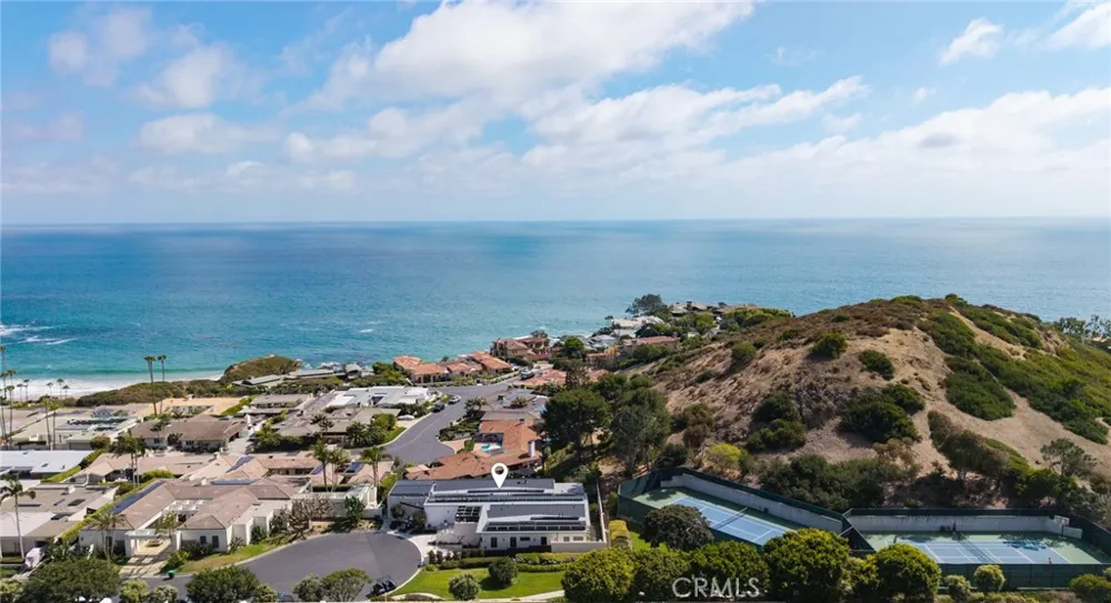 2595 Altamar Laguna Beach, CA 92651