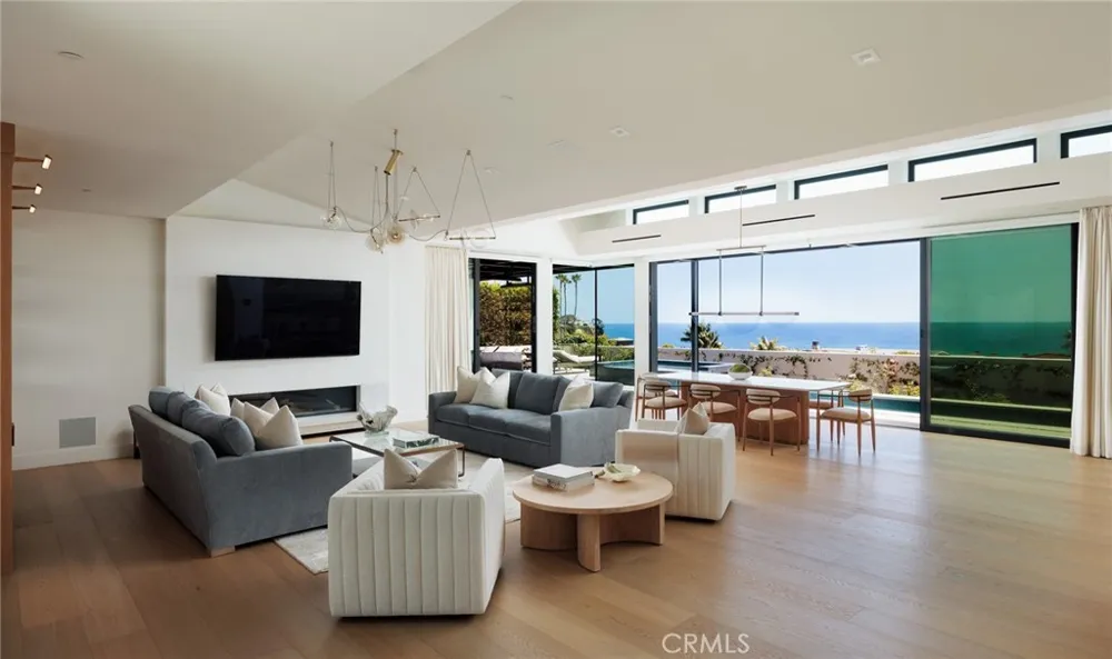 2595 Altamar Laguna Beach, CA 92651