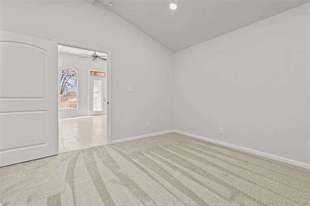 1701 E Lake Drive Weatherford, TX 76087