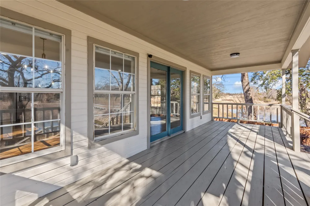 1701 E Lake Drive Weatherford, TX 76087