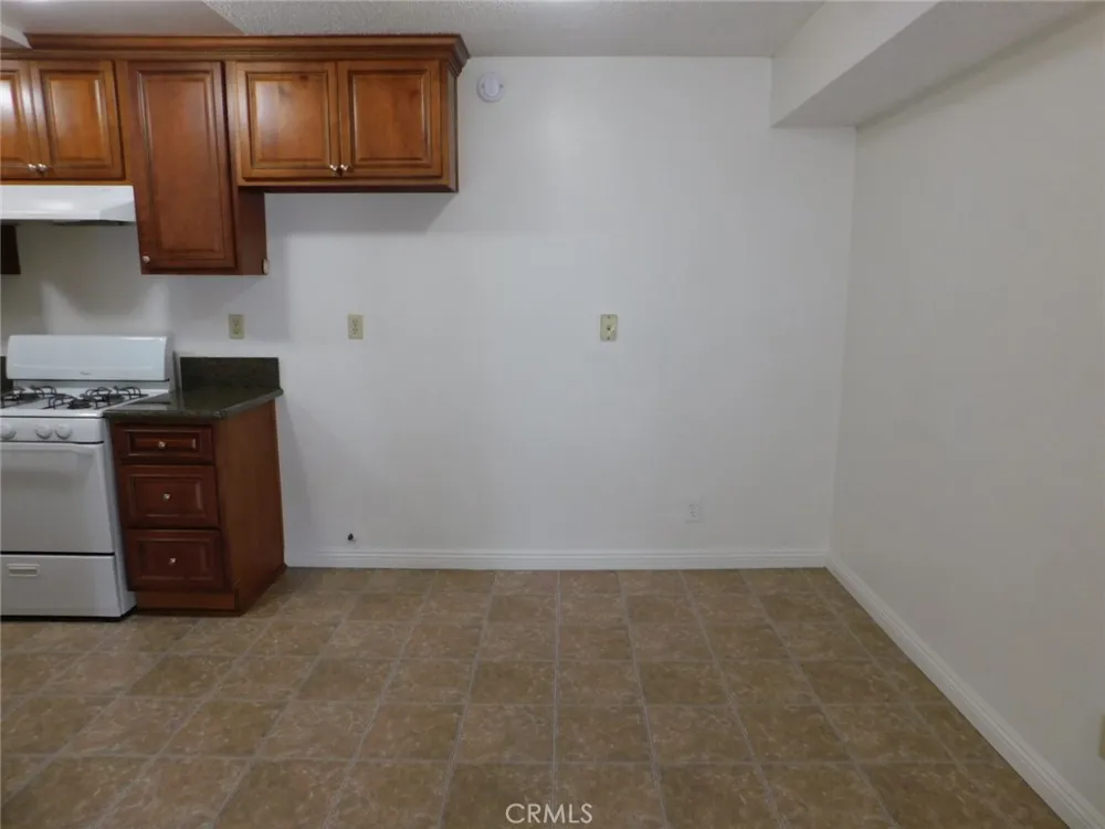 8021 4th Street #301 Buena Park, CA 90621
