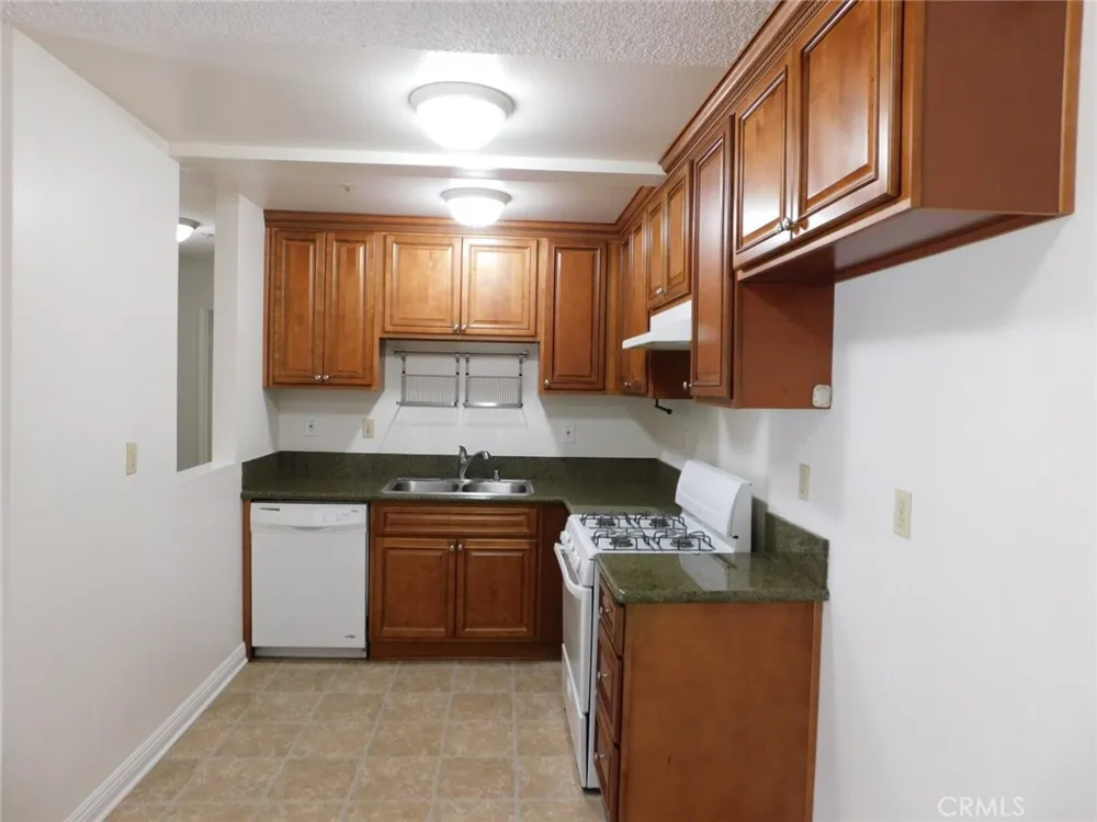 8021 4th Street #301 Buena Park, CA 90621