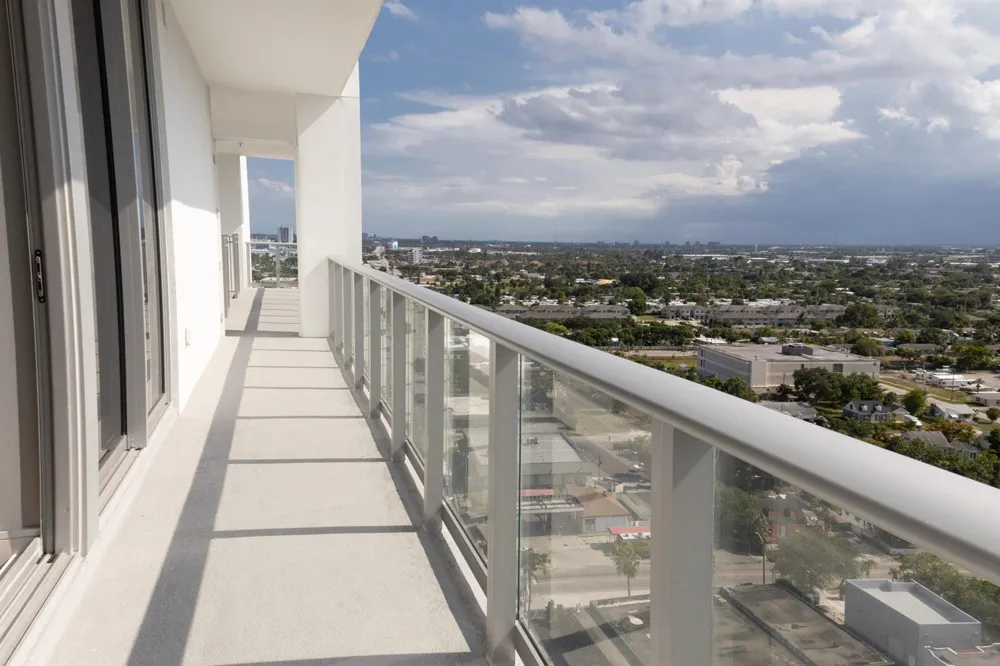 220 Lake Shore Drive #1908 Lake Park, FL 33403