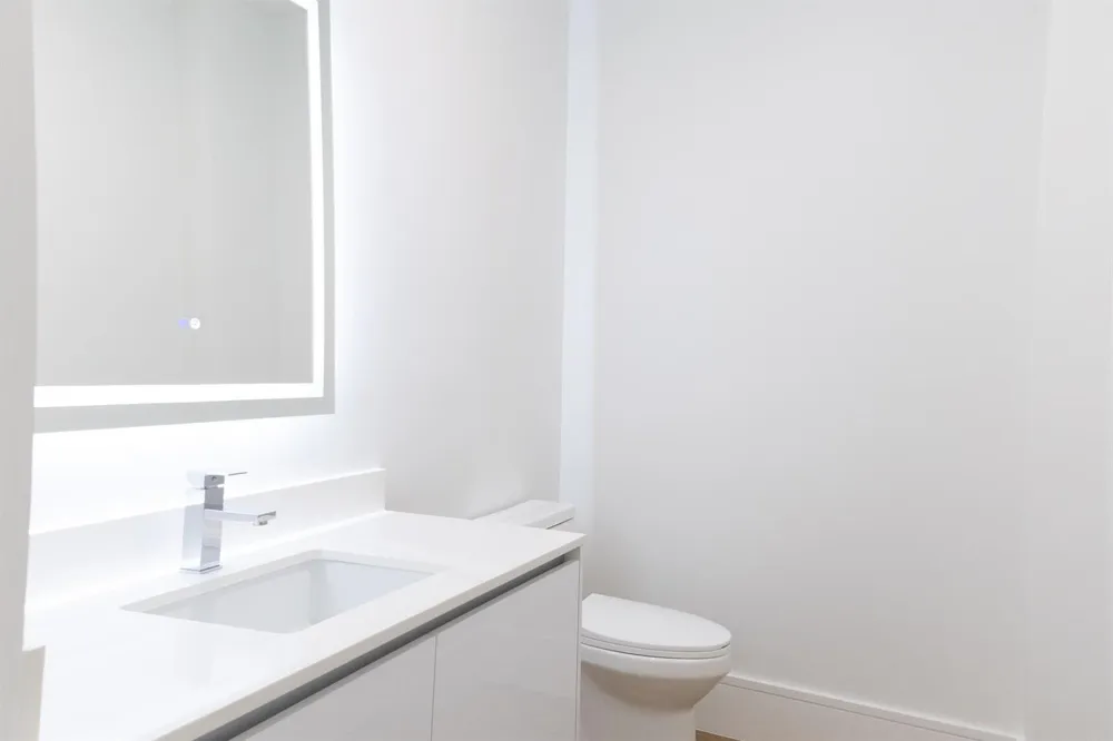220 Lake Shore Drive #1908 Lake Park, FL 33403