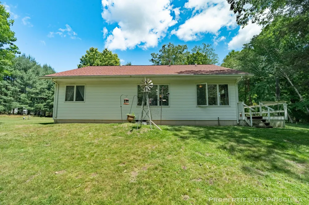 6635 Vinton Avenue NW Comstock Park, MI 49321