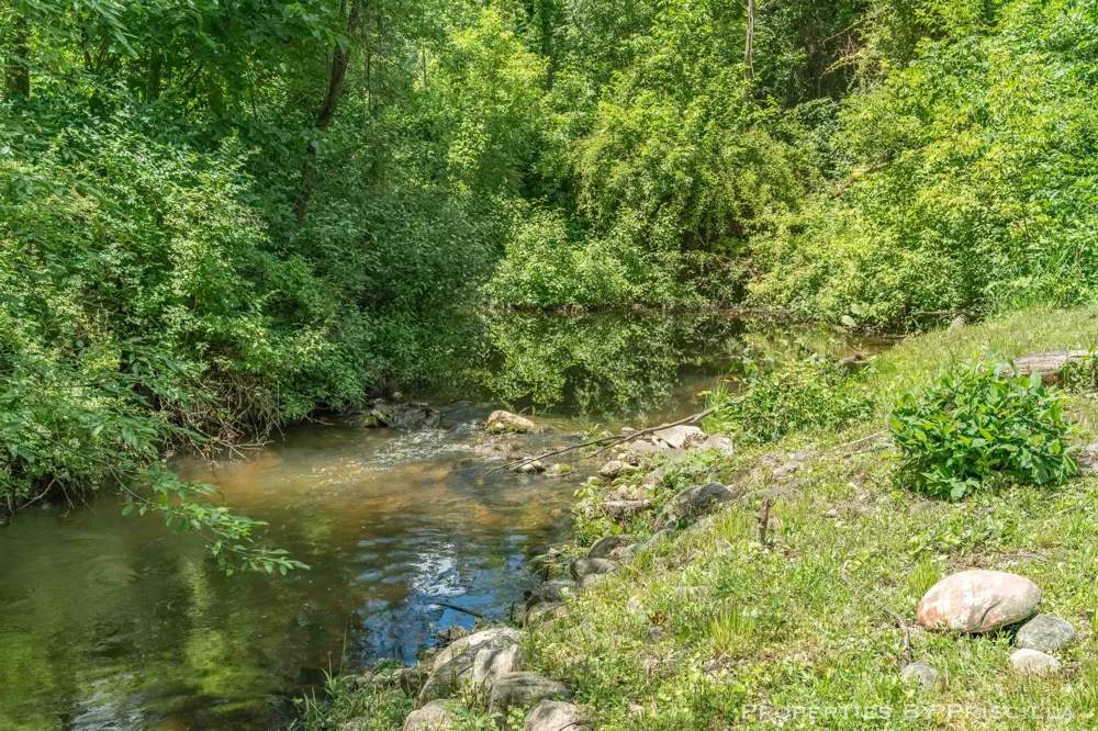 6635 Vinton Avenue NW Comstock Park, MI 49321