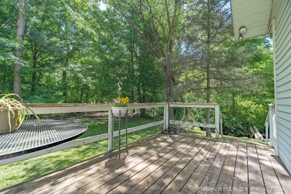 6635 Vinton Avenue NW Comstock Park, MI 49321