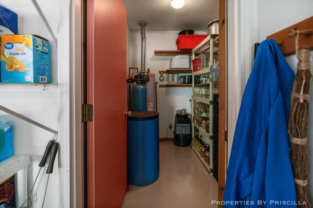 6635 Vinton Avenue NW Comstock Park, MI 49321