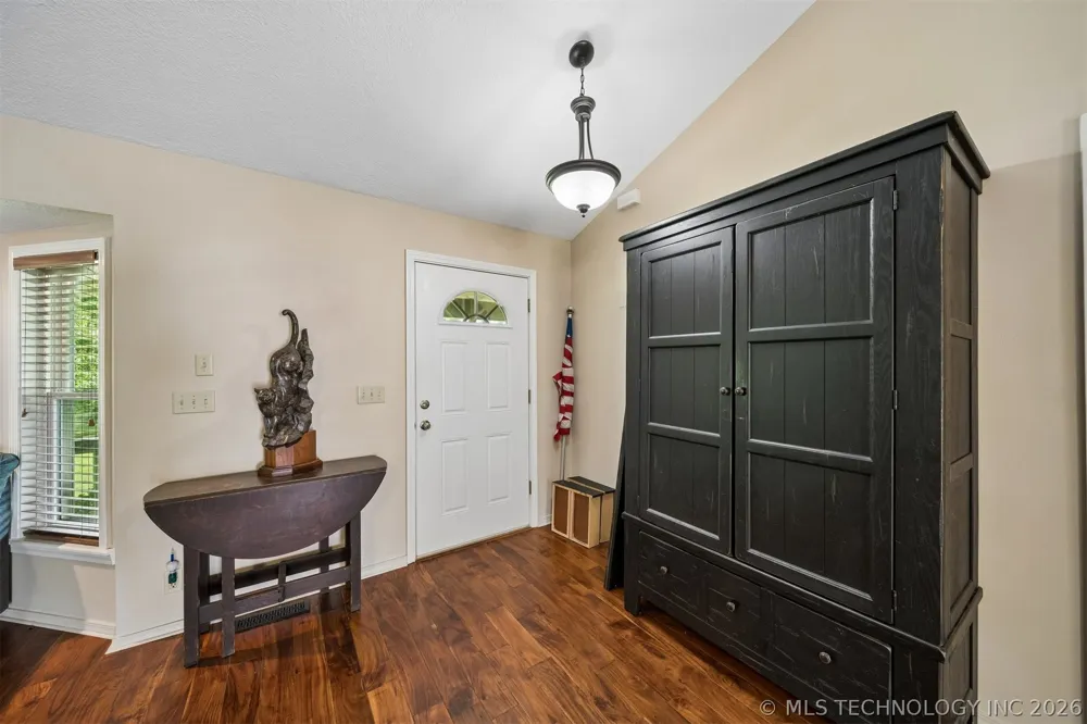 25100 S 610 Grove, OK 74344