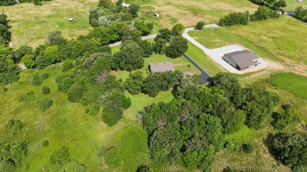 25100 S 610 Grove, OK 74344