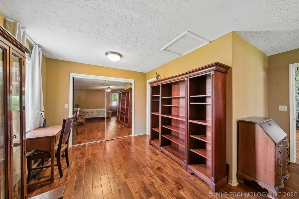 25100 S 610 Grove, OK 74344