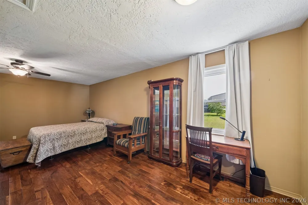 25100 S 610 Grove, OK 74344