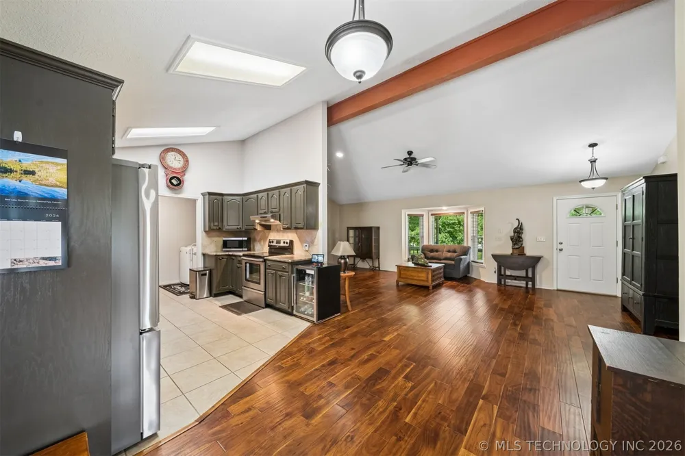 25100 S 610 Grove, OK 74344