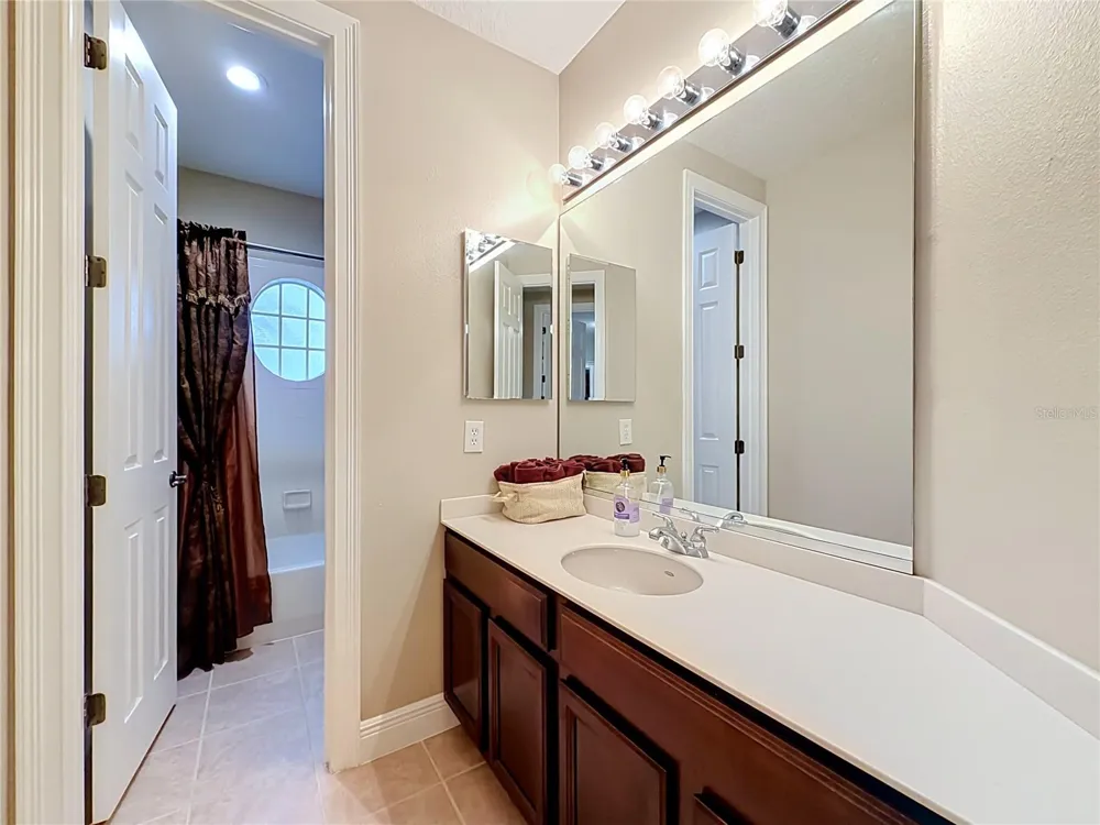 3405 HEIRLOOM ROSE PLACE Oviedo, FL 32766