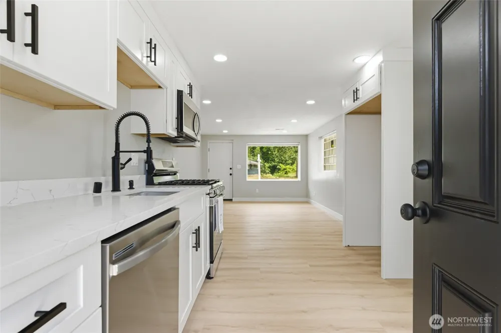 14402 Washington Avenue SW #4 Lakewood, WA 98498