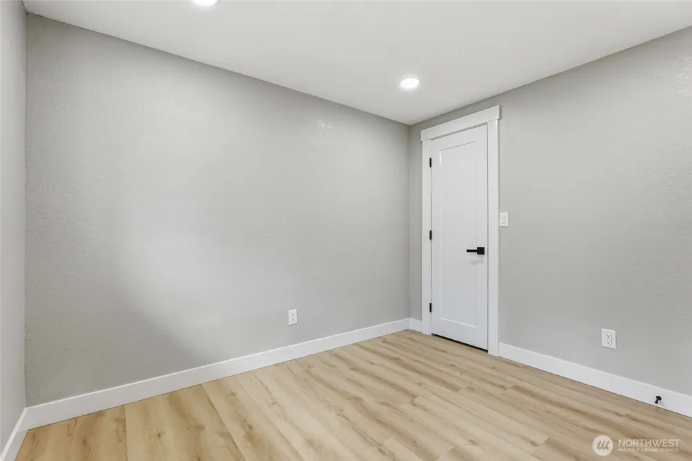 14402 Washington Avenue SW #4 Lakewood, WA 98498