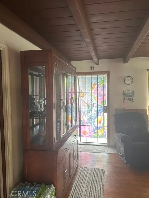15851 E Kingside Covina, CA 91722
