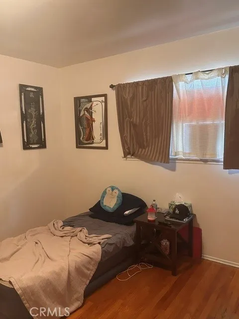 15851 E Kingside Covina, CA 91722