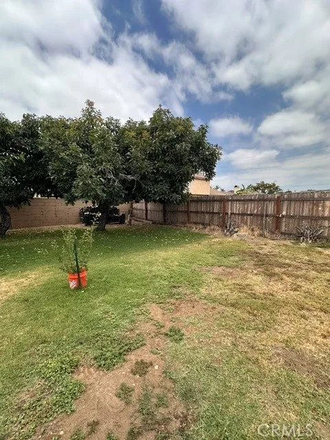 15851 E Kingside Covina, CA 91722