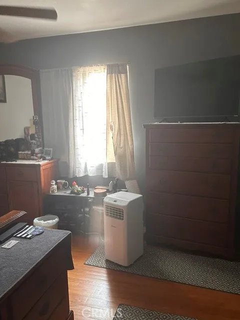 15851 E Kingside Covina, CA 91722