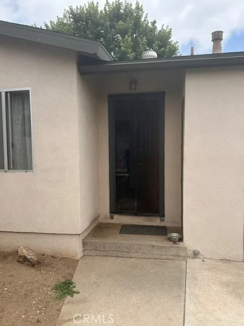 15851 E Kingside Covina, CA 91722
