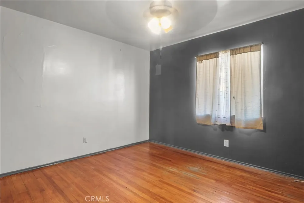 15851 E Kingside Covina, CA 91722