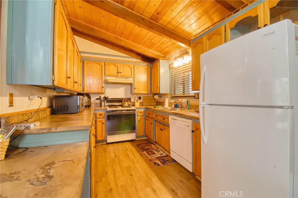 779 Oriole Wrightwood, CA 92397