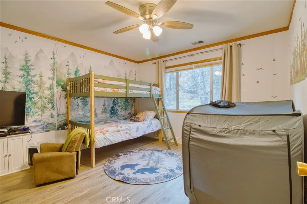 779 Oriole Wrightwood, CA 92397