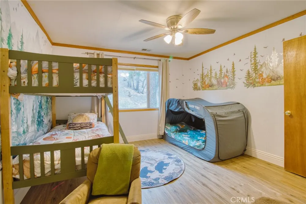 779 Oriole Wrightwood, CA 92397
