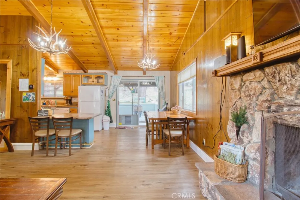 779 Oriole Wrightwood, CA 92397
