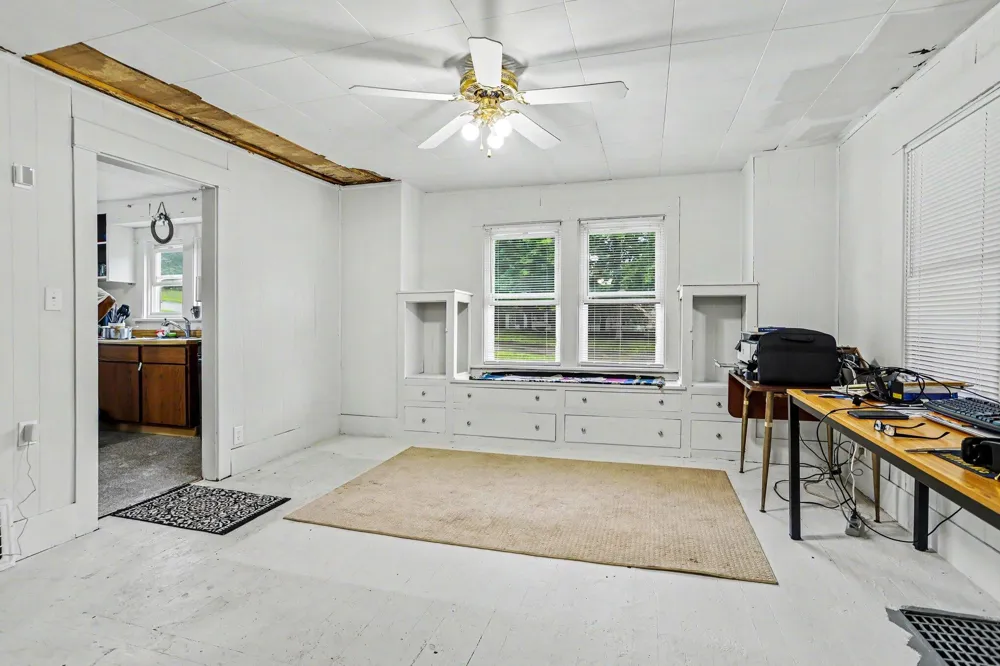 187 Sharon Avenue Battle Creek, MI 49017
