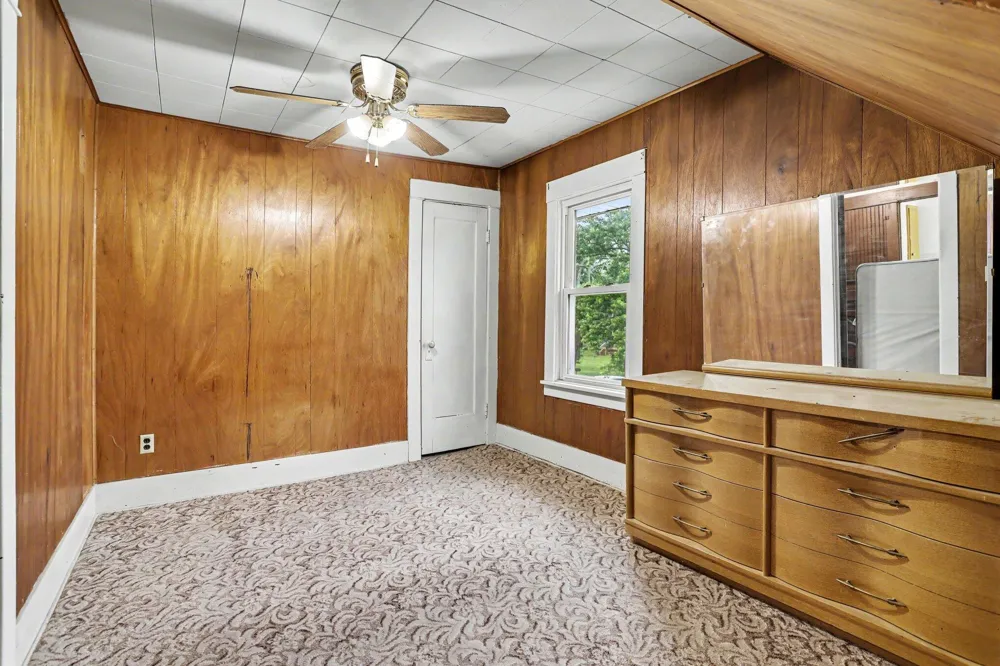 187 Sharon Avenue Battle Creek, MI 49017
