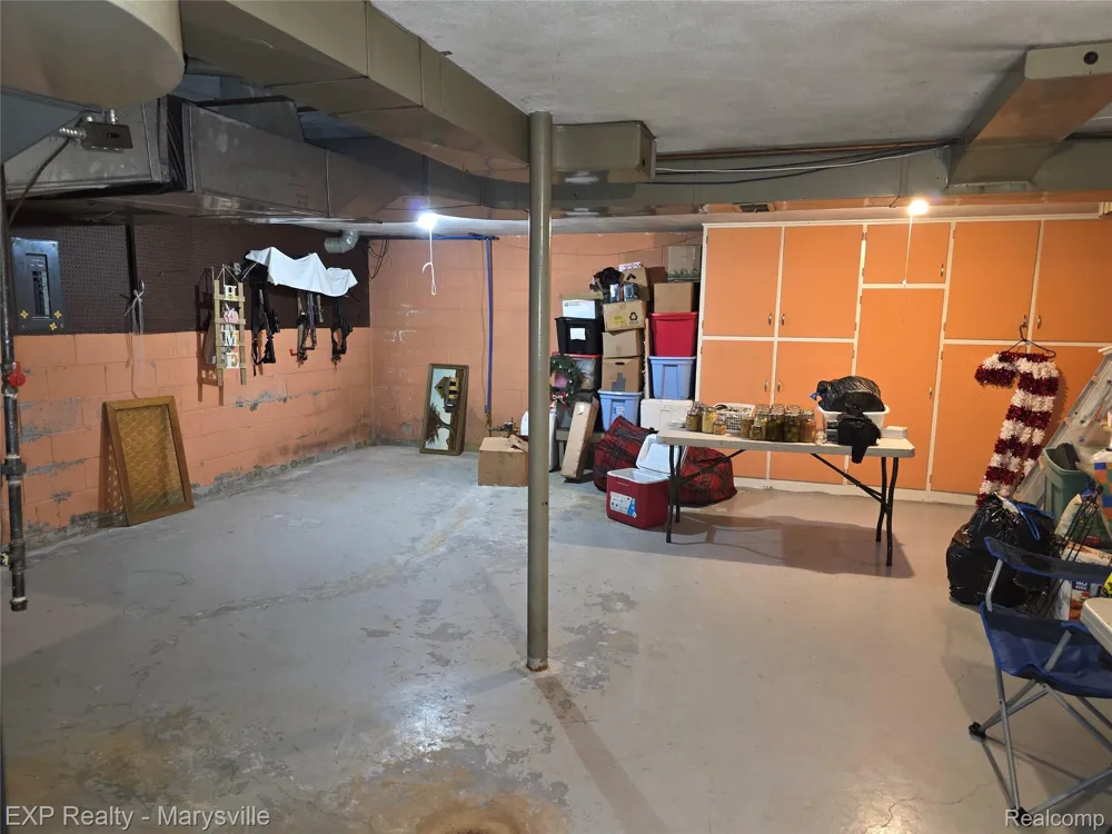 11232 Yale Road Yale City, MI 48097