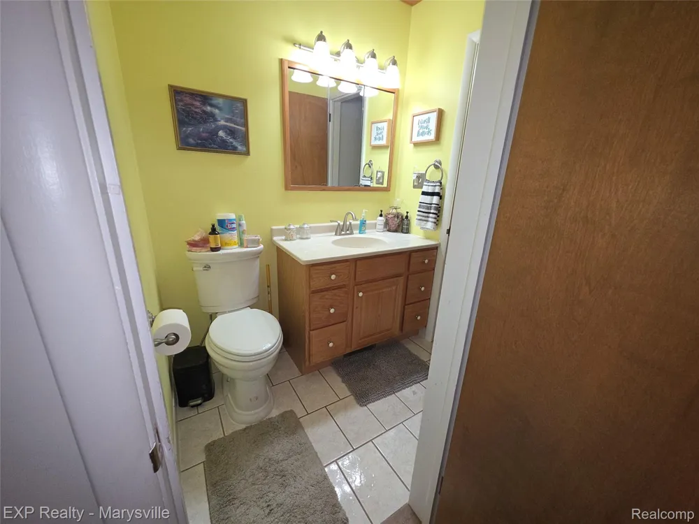 11232 Yale Road Yale City, MI 48097